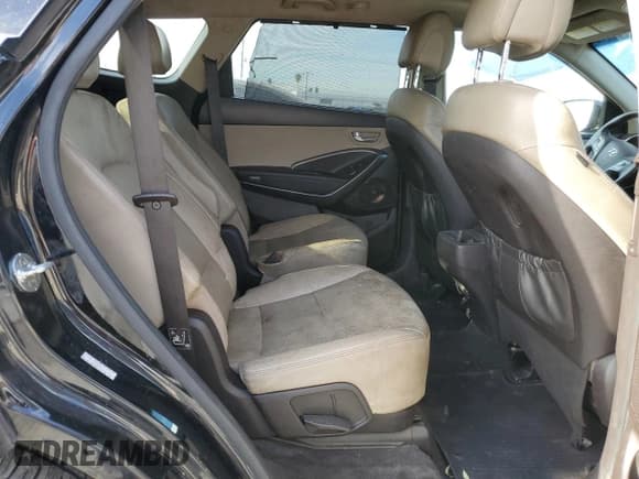 ✅ 2018 Hyundai Santa Fe SE Ultimate • VIN: KM8SR4HFXJU276030 • Lot: 92449145. Wystawiony na Copart z przebiegiem 142 670 mil. Bezpłatny archiwum sprzedaży aukcyjnych z USA i szczegółowy raport historii pojazdu na DreamBid. Zdjęcie 11.