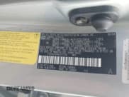 ✅ 2004 Lexus RX 330 • VIN: 2T2HA31U84C017316 • Lot: 43405757. Listed on IAAI with 209,809 mi. Free auction sales archive from the USA and detailed vehicle history report at DreamBid. Image 9.