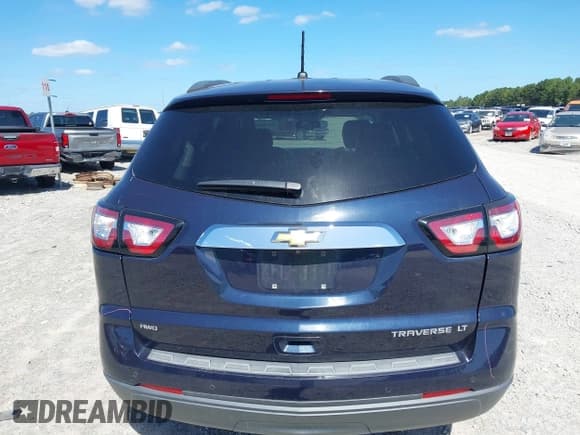 ✅ 2015 Chevrolet Traverse LT • VIN: 1GNKVHKD1FJ378329 • Lot: 43296873. Wystawiony na IAAI z przebiegiem 192 273 mil. Bezpłatny archiwum sprzedaży aukcyjnych z USA i szczegółowy raport historii pojazdu na DreamBid. Zdjęcie 16.