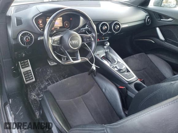 ✅ 2017 Audi TT • VIN: TRUC5AFV1H1000592 • Lot: 83292174. Listed on Copart with 127,149 mi. Free auction sales archive from the USA and detailed vehicle history report at DreamBid. Image 8.