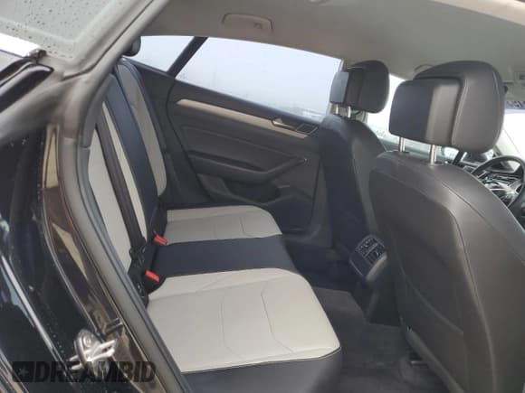 ✅ 2019 Volkswagen Arteon SE • VIN: WVWBR7AN5KE001264 • Lot: 76508193. Wystawiony na Copart z przebiegiem 41 256 mil. Bezpłatny archiwum sprzedaży aukcyjnych z USA i szczegółowy raport historii pojazdu na DreamBid. Zdjęcie 11.