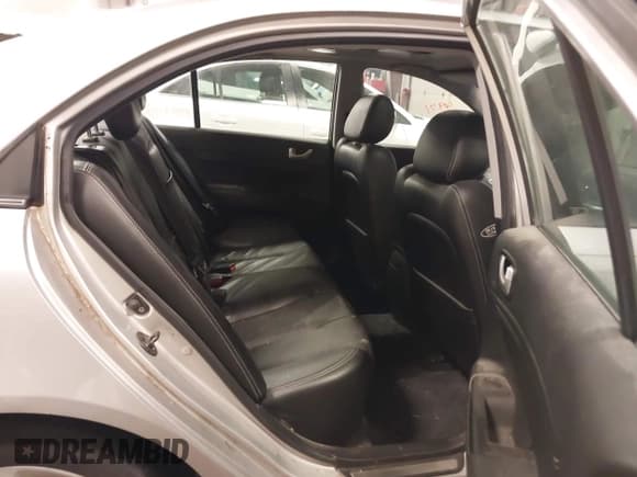 ✅ 2007 Hyundai Sonata SE • VIN: 5NPEU46F47H268107 • Лот: 40664971. Опубликован ранее на IAAI с пробегом 133 247 миль. Бесплатный доступ к архиву аукционных продаж из США и подробный отчёт об истории автомобиля на DreamBid. Изображение 8.