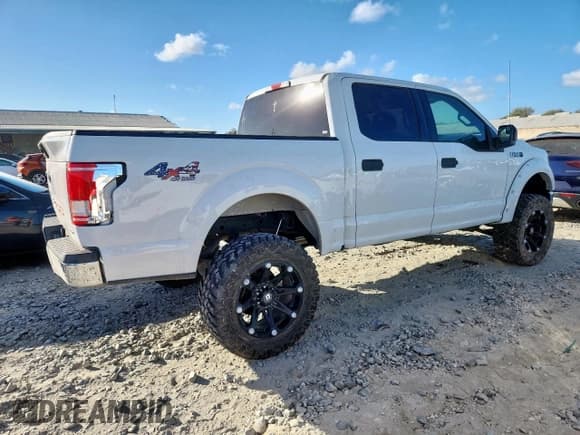 ✅ 2016 Ford F-150 Platinum • VIN: 1FTEW1EF1GFA16271 • Лот: 92534715. Опубликован ранее на Copart с пробегом 83 427 миль. Бесплатный доступ к архиву аукционных продаж из США и подробный отчёт об истории автомобиля на DreamBid. Изображение 3.