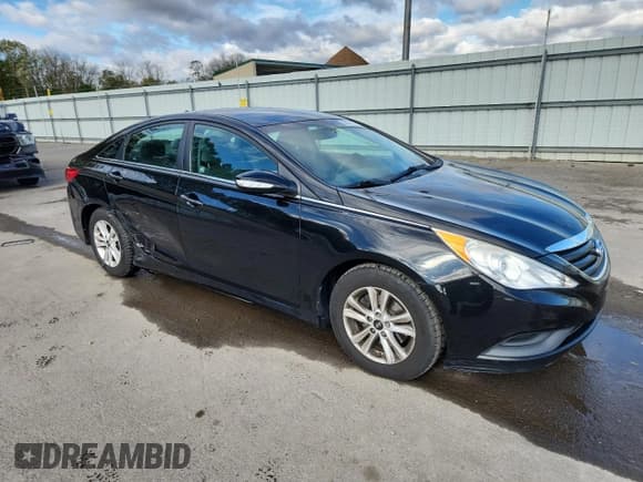 ✅ 2014 Hyundai Sonata GLS • VIN: 5NPEB4AC5EH928350 • Лот: 82621375. Опубликован ранее на Copart с пробегом 129 989 миль. Бесплатный доступ к архиву аукционных продаж из США и подробный отчёт об истории автомобиля на DreamBid. Изображение 4.