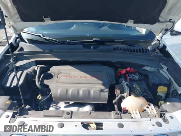 ✅ 2018 Jeep Renegade Limited • VIN: ZACCJADB6JPH26260 • Lot: 43646715. Wystawiony na IAAI z przebiegiem 85 705 mil. Bezpłatny archiwum sprzedaży aukcyjnych z USA i szczegółowy raport historii pojazdu na DreamBid. Zdjęcie 10.