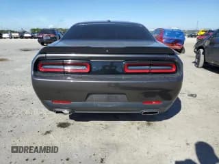 ✅ 2020 Dodge Challenger SXT • VIN: 2C3CDZAG6LH125560 • Lot: 39456003. Wystawiony na Copart z przebiegiem 51 289 mil. Bezpłatny archiwum sprzedaży aukcyjnych z USA i szczegółowy raport historii pojazdu na DreamBid. Zdjęcie 6.