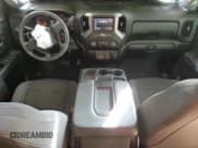 ✅ 2021 Chevrolet Silverado 1500 Custom • VIN: 1GCRWBEK7MZ366602 • Lot: 79965274. Wystawiony na Copart z przebiegiem 62 679 mil. Bezpłatny archiwum sprzedaży aukcyjnych z USA i szczegółowy raport historii pojazdu na DreamBid. Zdjęcie 8.