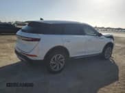 ✅ 2023 Lincoln Corsair Standard • VIN: 5LMCJ1CA0PUL04512 • Лот: 83923884. Опубликован ранее на Copart с пробегом 16 627 миль. Бесплатный доступ к архиву аукционных продаж из США и подробный отчёт об истории автомобиля на DreamBid. Изображение 3.