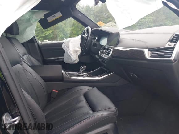 ✅ 2020 BMW X5 sDrive40i • VIN: 5UXCR4C08L9B15954 • Lot: 42253911. Wystawiony na IAAI z przebiegiem Nie podano. Bezpłatny archiwum sprzedaży aukcyjnych z USA i szczegółowy raport historii pojazdu na DreamBid. Zdjęcie 5.