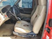 ✅ 2005 Ford Ranger XLT • VIN: 1FTZR45E55PA01426 • Lot: 64935895. Wystawiony na Copart z przebiegiem 208 402 mil. Bezpłatny archiwum sprzedaży aukcyjnych z USA i szczegółowy raport historii pojazdu na DreamBid. Zdjęcie 7.