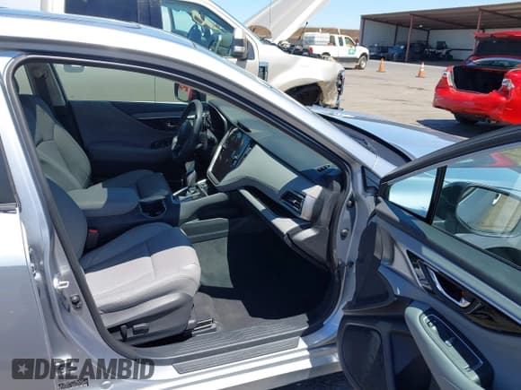 ✅ 2025 Subaru Legacy Limited • VIN: 4S3BWAN66S3003173 • Лот: 42923058. Опубликован ранее на IAAI с пробегом 2 784 миль. Бесплатный доступ к архиву аукционных продаж из США и подробный отчёт об истории автомобиля на DreamBid. Изображение 5.