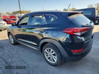 2016 Hyundai Tucson SE z VIN KM8J3CA41GU214511, wystawiony jako Copart lot #90251845 z przebiegiem 107 252 mil mil oraz Czysty tytuł • Clean title. Historia ofert i sprzedaży dostępna na DreamBid. Obrazek 2.