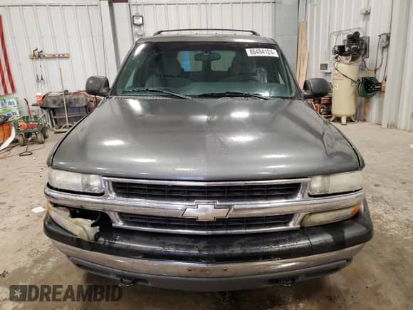 2001 Chevrolet Suburban LT с VIN 1GNEC16T61J169754, выставлен на аукционе Copart как лот 80494124 с пробегом Не указан миль и На запчасти • Non repairable. История ставок и продаж доступна на DreamBid. Изображение 5.