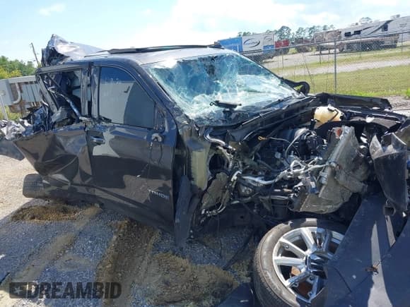 ✅ 2021 Chevrolet Tahoe High Country • VIN: 1GNSCTKL3MR113006 • Лот: 41218667. Опубликован ранее на IAAI с пробегом Не указан. Бесплатный доступ к архиву аукционных продаж из США и подробный отчёт об истории автомобиля на DreamBid. Изображение 1.