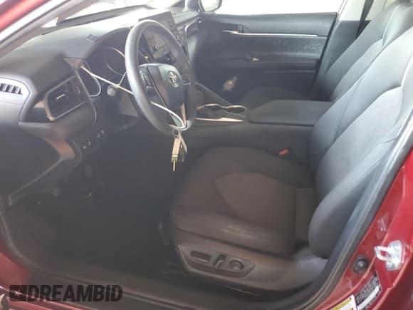 ✅ 2021 Toyota Camry LE • VIN: 4T1C11AK2MU577039 • Lot: 92267255. Listed on Copart with 90,989 mi. Free auction sales archive from the USA and detailed vehicle history report at DreamBid. Image 7.