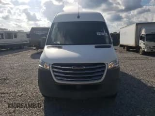 ✅ 2020 Freightliner Sprinter Cargo • VIN: W2Y4ECHY5LT041241 • Lot: 81637105. Wystawiony na Copart z przebiegiem 131 162 mil. Bezpłatny archiwum sprzedaży aukcyjnych z USA i szczegółowy raport historii pojazdu na DreamBid. Zdjęcie 5.