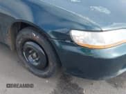 ✅ 2000 Honda Accord EX • VIN: 1HGCG1658YA061718 • Лот: 43375727. Опубликован ранее на IAAI с пробегом 175 835 миль. Бесплатный доступ к архиву аукционных продаж из США и подробный отчёт об истории автомобиля на DreamBid. Изображение 17.