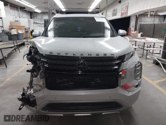 ✅ 2022 Mitsubishi Outlander SEL • VIN: JA4J4VA81NZ091481 • Lot: 42543351. Wystawiony na IAAI z przebiegiem 42 976 mil. Bezpłatny archiwum sprzedaży aukcyjnych z USA i szczegółowy raport historii pojazdu na DreamBid. Zdjęcie 12.