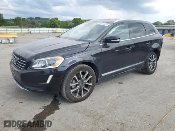 ✅ 2016 Volvo XC60 T5 Platinum • VIN: YV4612RM4G2864666 • Лот: 66415055. Опубликован ранее на Copart с пробегом 56 123 миль. Бесплатный доступ к архиву аукционных продаж из США и подробный отчёт об истории автомобиля на DreamBid. Изображение 1.