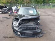 ✅ 2018 MINI Countryman Cooper S • VIN: WMZYT5C36J3D81952 • Lot: 43445438. Wystawiony na IAAI z przebiegiem 64 702 mil. Bezpłatny archiwum sprzedaży aukcyjnych z USA i szczegółowy raport historii pojazdu na DreamBid. Zdjęcie 12.