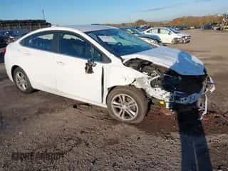 2018 Chevrolet Cruze LT with VIN 1G1BE5SM2J7101484, listed as a IAAI auction lot 43518652 with 72,023 mi miles and . Bid and sale history available at DreamBid. Image 1.