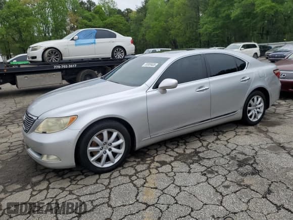 ✅ 2009 Lexus LS 460 • VIN: JTHBL46F995089391 • Lot: 52009405. Listed on Copart with 136,486 mi. Free auction sales archive from the USA and detailed vehicle history report at DreamBid. Image 1.