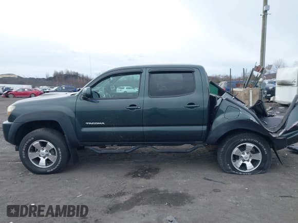 ✅ 2009 Toyota Tacoma • VIN: 3TMLU42N29M033870 • Lot: 43712554. Wystawiony na IAAI z przebiegiem 112 096 mil. Bezpłatny archiwum sprzedaży aukcyjnych z USA i szczegółowy raport historii pojazdu na DreamBid. Zdjęcie 14.