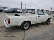 ✅ 1989 Toyota Pickup DX • VIN: JT4RN81P8K0032006 • Лот: 87968435. Опубликован ранее на Copart с пробегом 183 360 миль. Бесплатный доступ к архиву аукционных продаж из США и подробный отчёт об истории автомобиля на DreamBid. Изображение 3.