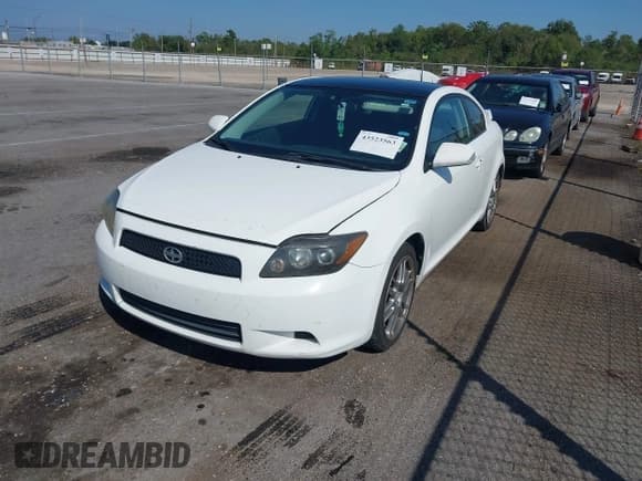 ✅ 2008 Scion tC • VIN: JTKDE167580268575 • Lot: 43523563. Wystawiony na IAAI z przebiegiem 309 649 mil. Bezpłatny archiwum sprzedaży aukcyjnych z USA i szczegółowy raport historii pojazdu na DreamBid. Zdjęcie 2.