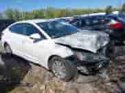 2019 Hyundai Elantra SE z VIN 5NPD74LF9KH425730, wystawiony jako IAAI lot #43339424 z przebiegiem 173 123 mil mil oraz . Historia ofert i sprzedaży dostępna na DreamBid. Obrazek 1.