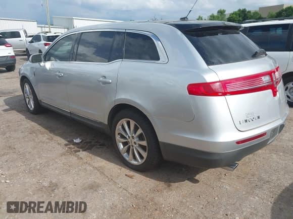 ✅ 2011 Lincoln MKT EcoBoost • VIN: 2LMHJ5AT7BBJ52428 • Лот: 42602149. Опубликован ранее на IAAI с пробегом 160 954 миль. Бесплатный доступ к архиву аукционных продаж из США и подробный отчёт об истории автомобиля на DreamBid. Изображение 3.