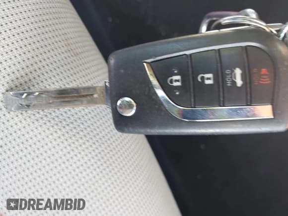 ✅ 2020 Toyota Corolla LE • VIN: JTDEPRAE8LJ073194 • Лот: 43711944. Опубликован ранее на IAAI с пробегом 78 019 миль. Бесплатный доступ к архиву аукционных продаж из США и подробный отчёт об истории автомобиля на DreamBid. Изображение 11.