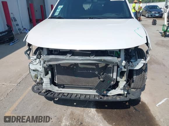 2018 Mitsubishi Outlander ES z VIN JA4AZ3A36JZ044936, wystawiony jako IAAI lot #42794054 z przebiegiem 55 162 mil mil oraz . Historia ofert i sprzedaży dostępna na DreamBid. Obrazek 6.