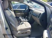 ✅ 2007 Lincoln MKX • VIN: 2LMDU68C47BJ12087 • Lot: 42821225. Wystawiony na IAAI z przebiegiem 183 418 mil. Bezpłatny archiwum sprzedaży aukcyjnych z USA i szczegółowy raport historii pojazdu na DreamBid. Zdjęcie 5.