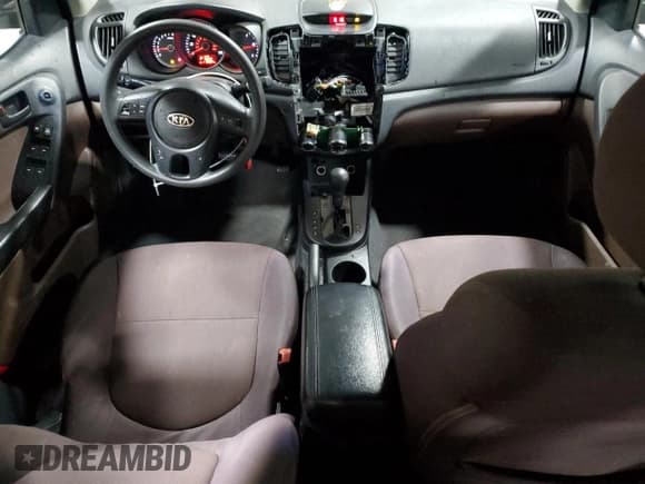 ✅ 2010 Kia Forte EX • VIN: KNAFU4A28A5133435 • Лот: 90113655. Опубликован ранее на Copart с пробегом 119 994 миль. Бесплатный доступ к архиву аукционных продаж из США и подробный отчёт об истории автомобиля на DreamBid. Изображение 8.