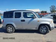 ✅ 2009 Honda Element LX • VIN: 5J6YH18349L003490 • Лот: 43458902. Опубликован ранее на IAAI с пробегом 205 836 миль. Бесплатный доступ к архиву аукционных продаж из США и подробный отчёт об истории автомобиля на DreamBid. Изображение 14.