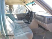 ✅ 2004 Chevrolet Suburban Z71 • VIN: 3GNFK16TX4G321435 • Лот: 41692132. Опубликован ранее на IAAI с пробегом 187 673 миль. Бесплатный доступ к архиву аукционных продаж из США и подробный отчёт об истории автомобиля на DreamBid. Изображение 5.