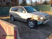 ✅ 2004 Toyota Highlander • VIN: JTEEP21A040052072 • Lot: 43853717. Wystawiony na IAAI z przebiegiem 201 784 mil. Bezpłatny archiwum sprzedaży aukcyjnych z USA i szczegółowy raport historii pojazdu na DreamBid. Zdjęcie 1.