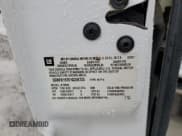 ✅ 2001 Chevrolet Silverado 2500HD LS • VIN: 1GCHK23U81F213333 • Lot: 43536335. Wystawiony na Copart z przebiegiem 245 017 mil. Bezpłatny archiwum sprzedaży aukcyjnych z USA i szczegółowy raport historii pojazdu na DreamBid. Zdjęcie 13.