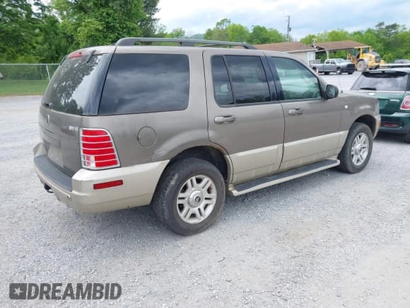 ✅ 2004 Mercury Mountaineer • VIN: 4M2DU86W44UJ15211 • Лот: 42227023. Опубликован ранее на IAAI с пробегом 221 249 миль. Бесплатный доступ к архиву аукционных продаж из США и подробный отчёт об истории автомобиля на DreamBid. Изображение 4.