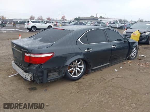 ✅ 2007 Lexus LS 460 L • VIN: JTHGL46F275016852 • Lot: 43875862. Listed on IAAI with 108,539 mi. Free auction sales archive from the USA and detailed vehicle history report at DreamBid. Image 4.