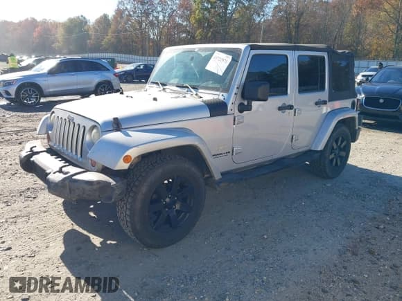 ✅ 2007 Jeep Wrangler Unlimited Sahara • VIN: 1J4GB59167L152708 • Lot: 43722971. Listed on IAAI with 215,920 mi. Free auction sales archive from the USA and detailed vehicle history report at DreamBid. Image 19.