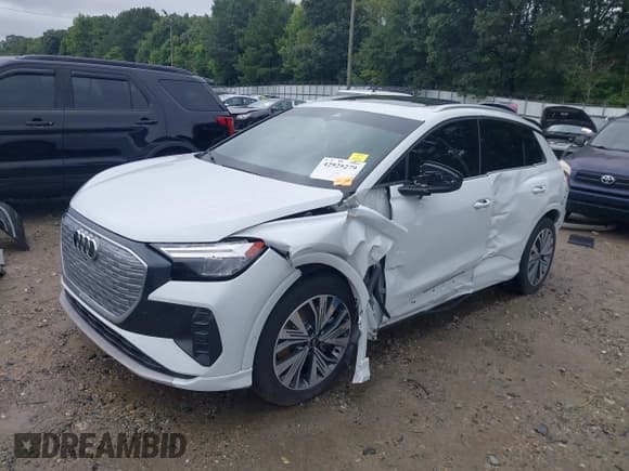 ✅ 2023 Audi Q4 e-tron Premium Plus • VIN: WA1BCBFZ4PP012097 • Lot: 42925279. Wystawiony na IAAI z przebiegiem 78 749 mil. Bezpłatny archiwum sprzedaży aukcyjnych z USA i szczegółowy raport historii pojazdu na DreamBid. Zdjęcie 6.