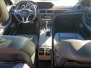 ✅ 2014 Mercedes-Benz C 300 Sport • VIN: WDDGF8AB1EA960057 • Lot: 93664945. Wystawiony na Copart z przebiegiem 43 099 mil. Bezpłatny archiwum sprzedaży aukcyjnych z USA i szczegółowy raport historii pojazdu na DreamBid. Zdjęcie 8.