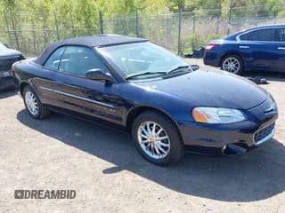 ✅ 2001 Chrysler Sebring Limited • VIN: 1C3EL65UX1N698895 • Lot: 42208161. Wystawiony na IAAI z przebiegiem 126 349 mil. Bezpłatny archiwum sprzedaży aukcyjnych z USA i szczegółowy raport historii pojazdu na DreamBid. Zdjęcie 1.