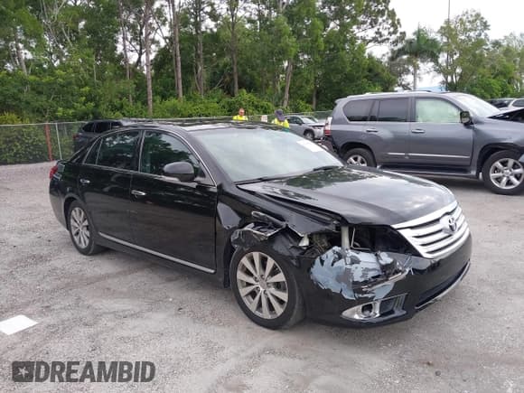 ✅ 2012 Toyota Avalon • VIN: 4T1BK3DB4CU455104 • Lot: 43090897. Listed on IAAI with 99,762 mi. Free auction sales archive from the USA and detailed vehicle history report at DreamBid. Image 1.