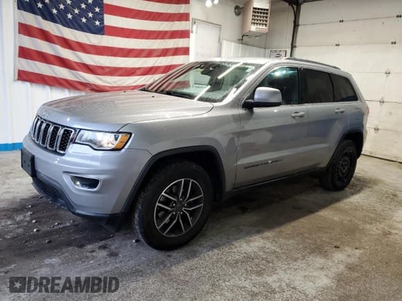 ✅ 2019 Jeep Grand Cherokee Laredo E • VIN: 1C4RJFAG1KC815957 • Lot: 86221725. Wystawiony na Copart z przebiegiem 67 251 mil. Bezpłatny archiwum sprzedaży aukcyjnych z USA i szczegółowy raport historii pojazdu na DreamBid. Zdjęcie 1.