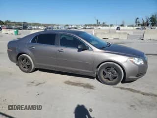 ✅ 2012 Chevrolet Malibu 1LS • VIN: 1G1ZB5E02CF275659 • Lot: 82084484. Listed on Copart with 181,421 mi. Free auction sales archive from the USA and detailed vehicle history report at DreamBid. Image 4.