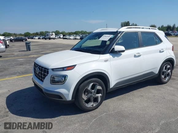 ✅ 2022 Hyundai Venue Limited • VIN: KMHRC8A30NU150935 • Lot: 41803560. Listed on IAAI with 31,756 mi. Free auction sales archive from the USA and detailed vehicle history report at DreamBid. Image 2.