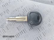 ✅ 2004 Hyundai Elantra GLS • VIN: KMHDN46D24U827982 • Lot: 42916340. Wystawiony na IAAI z przebiegiem 297 098 mil. Bezpłatny archiwum sprzedaży aukcyjnych z USA i szczegółowy raport historii pojazdu na DreamBid. Zdjęcie 11.